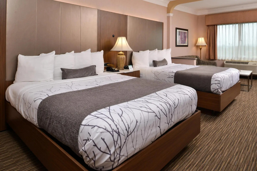 Best Western Plus Suites Hotel - LAX  Airport LA Stadium, photo 3