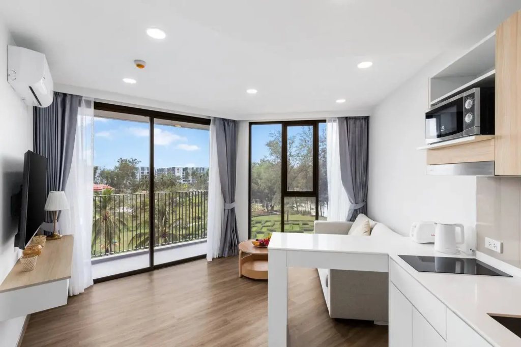 Laguna SkyPark Bang Tao 1 bedroom corner 2520 Apartments, photo 2