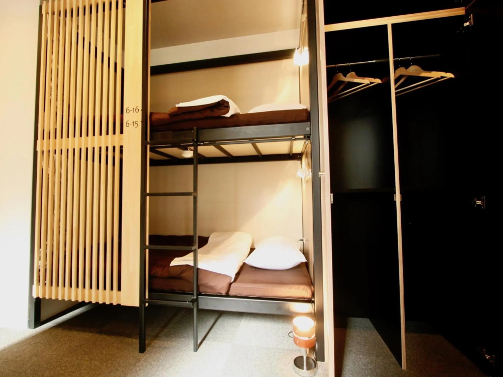 Namba Guesthouse HIVE - Hostel, photo 2