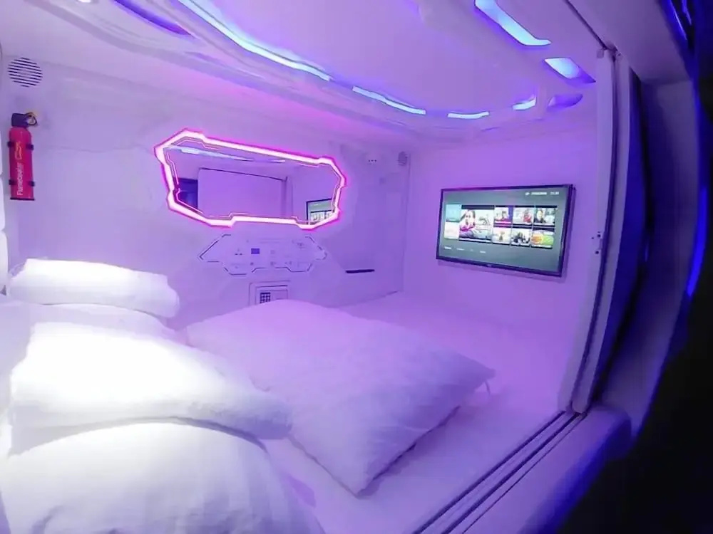 MET A Space Pod Phrom Phong, photo 2
