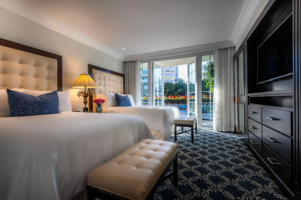 Beverly Hills Plaza Hotel & Spa, photo 3