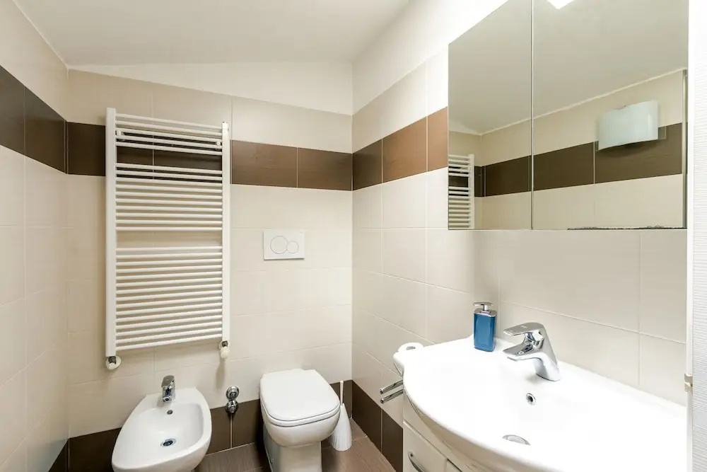 Candiani Building - Elegant 2-level Apartment With 3 Bedrooms — photo 7