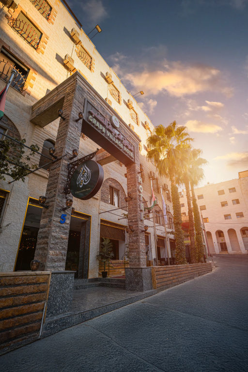 Grape Village Hotel, photo 2