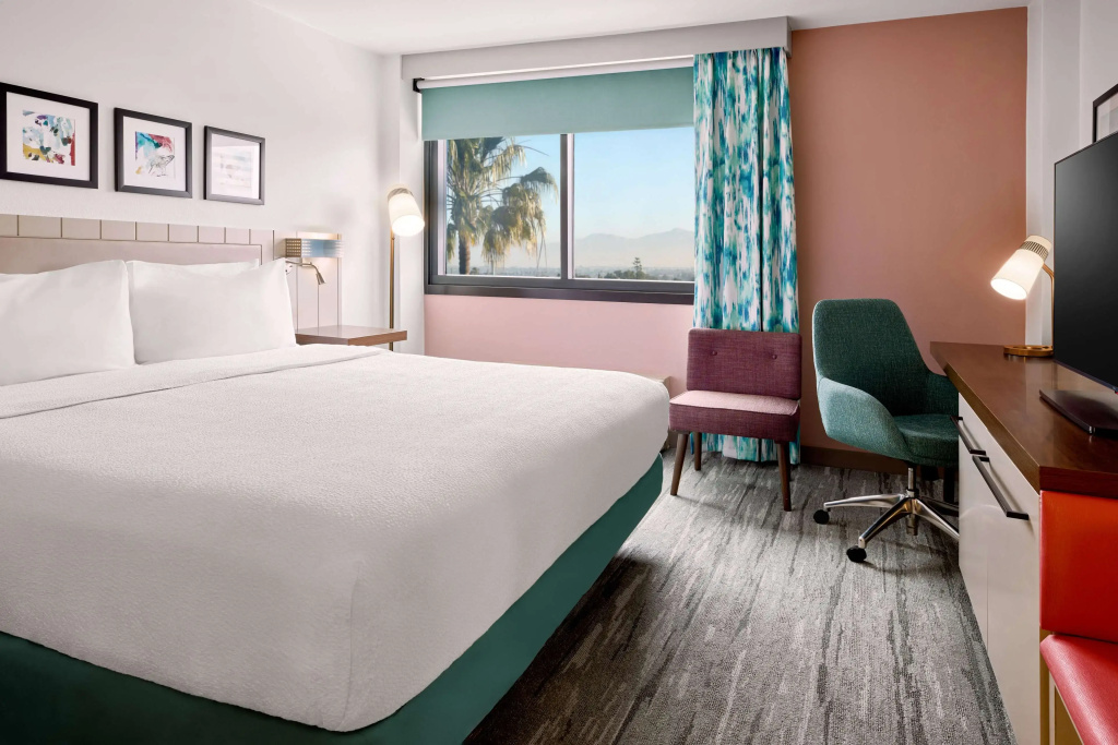 Hilton Garden Inn LAX Los Angeles Airport Hotel, photo 5