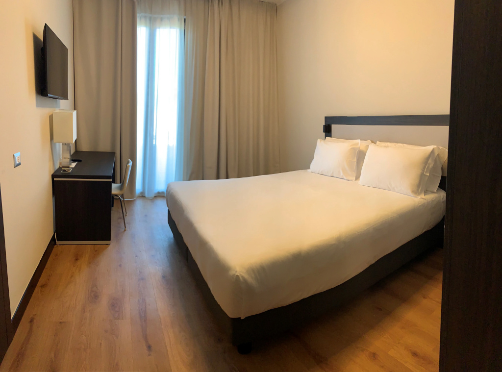 Leonardo Da Vinci Hotel — photo 7