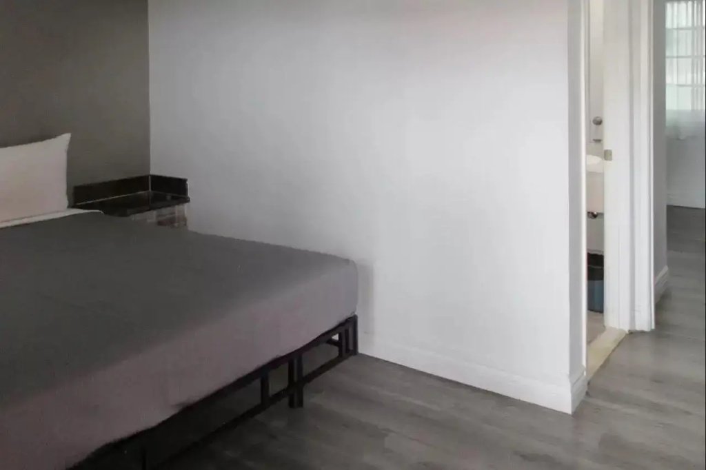Rodeway Inn Commerce - Los Angeles — photo 2