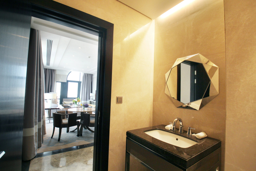 The Hotel Galleria Jeddah, Curio Collection by Hilton — photo 8