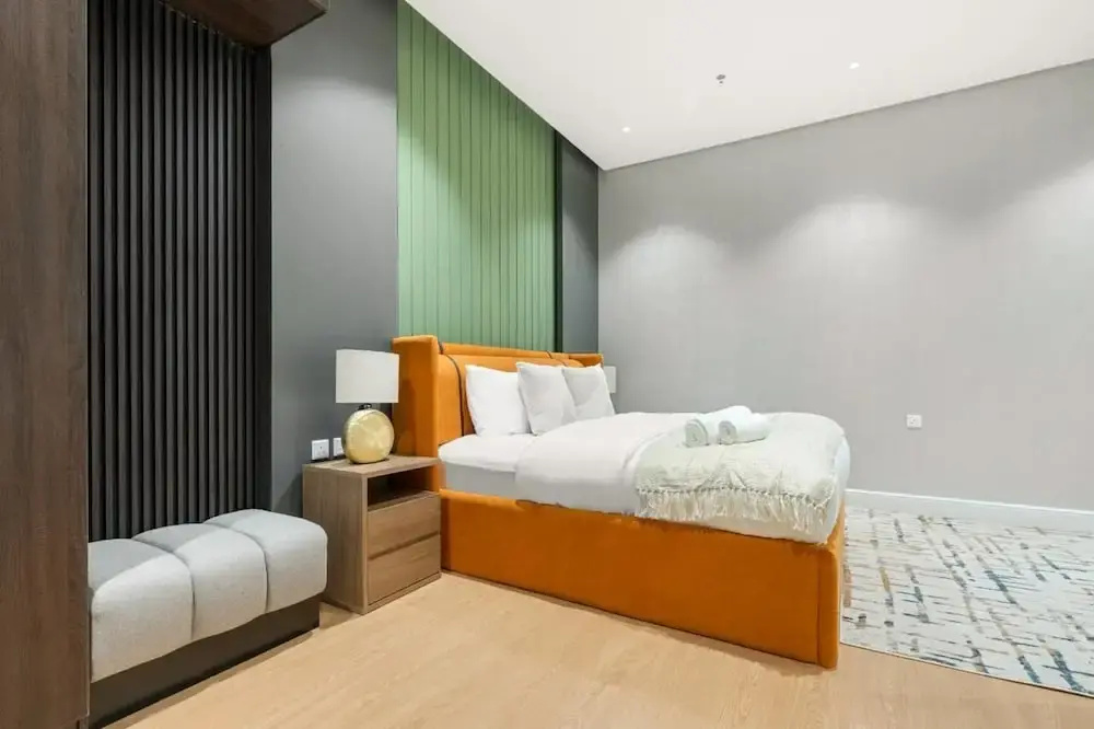 Central Stay With Parking & Stylish Design, photo 5