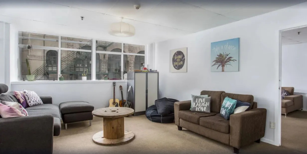 Attic Backpackers, photo 4