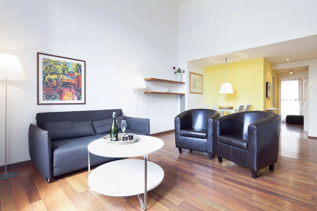 Inside Barcelona Apartments Mercat, photo 5