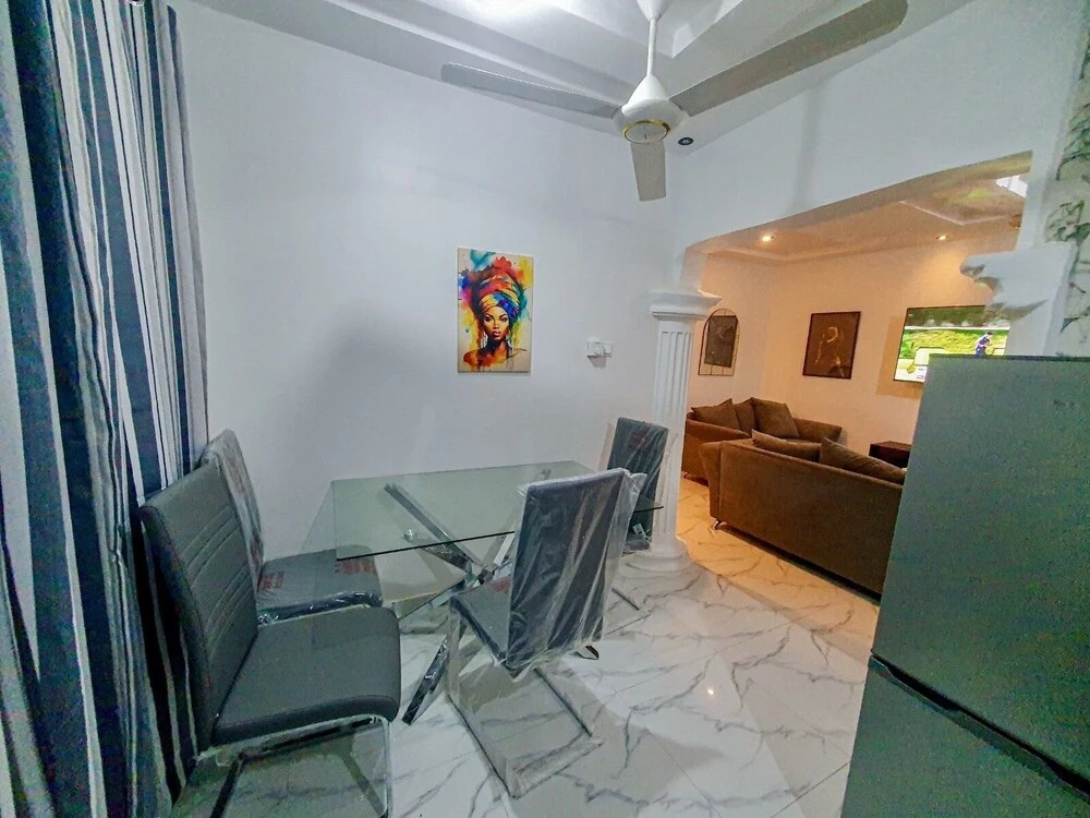 Star Light Apt #3 - The Retreat Apartments — photo 8