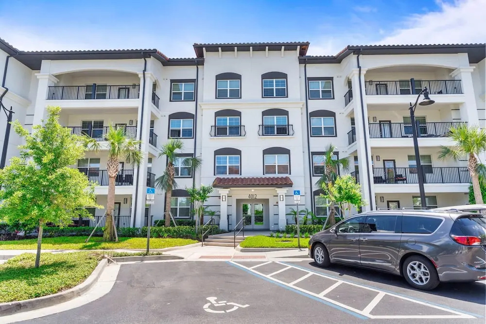 4012 Breakview Drive #210