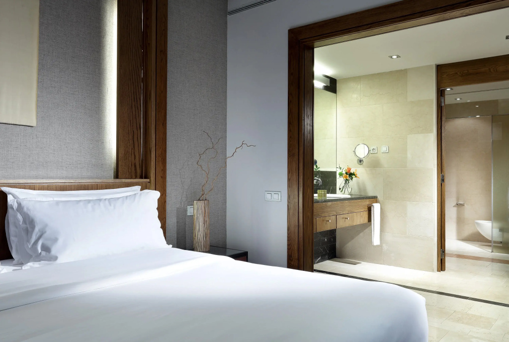 Eurostars Suites Mirasierra — photo 7
