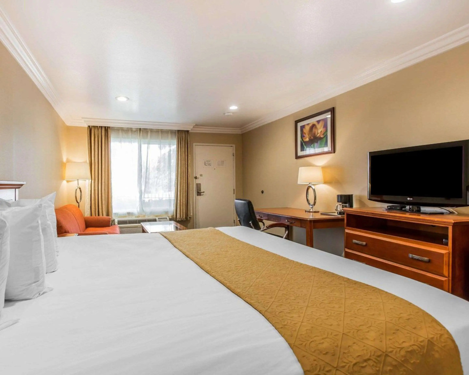 Quality Inn Long Beach - Signal Hill, photo 4