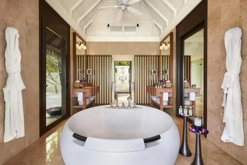 Taj Exotica Resort And Spa, photo 4