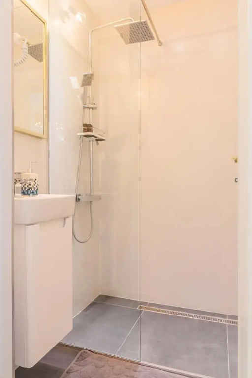 New Studio Carturesti - Magheru -City Center — photo 6