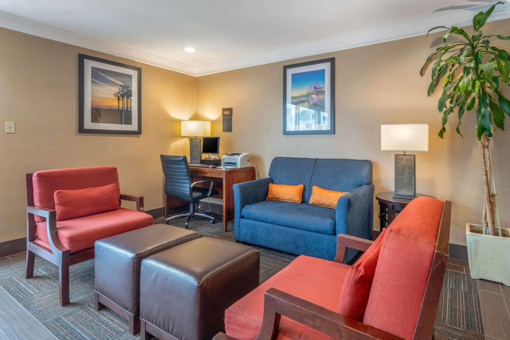Comfort Inn Santa Monica - West Los Angeles, photo 2