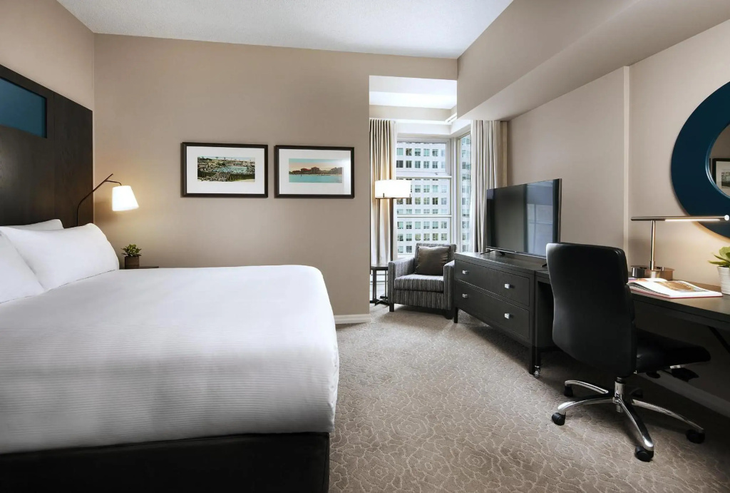 One King West Hotel & Residence, photo 5