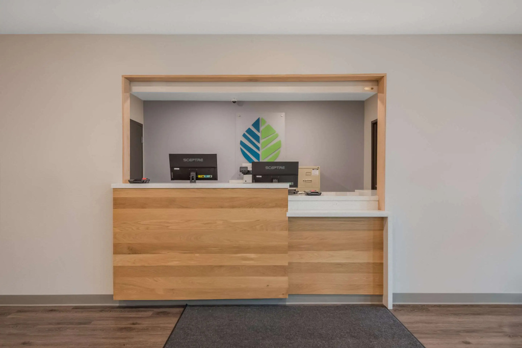 WoodSpring Suites Bellflower - Los Angeles — photo 2