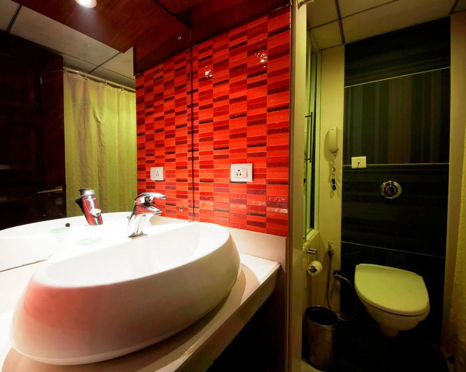 Hotel Aura - Near to New Delhi Railway Station — photo 8