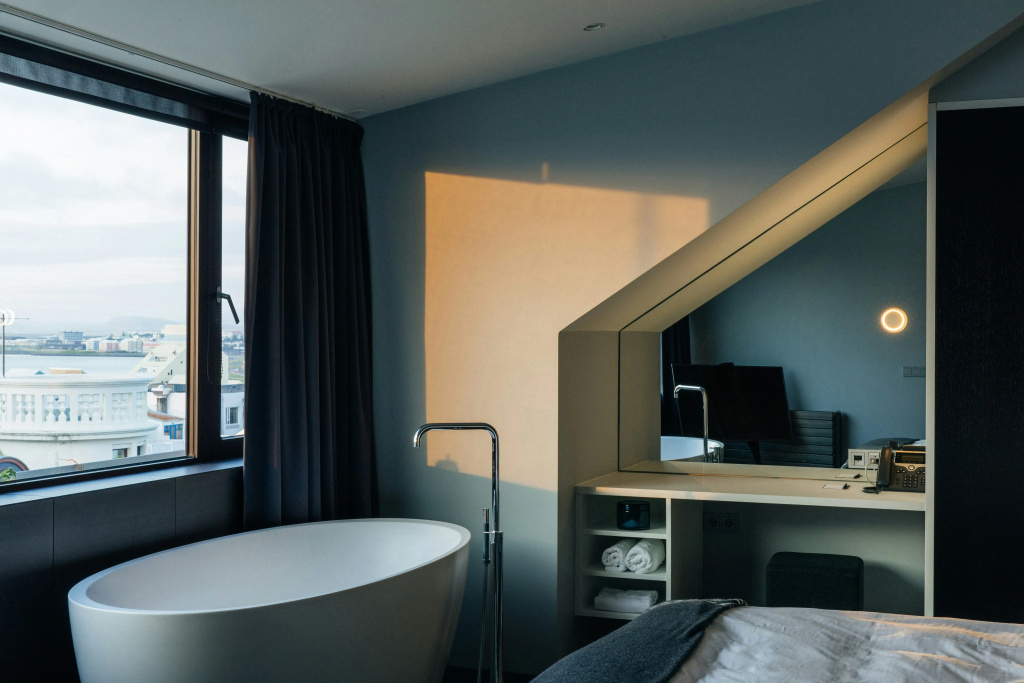 ION City Hotel, a Member of Design Hotels, photo 4