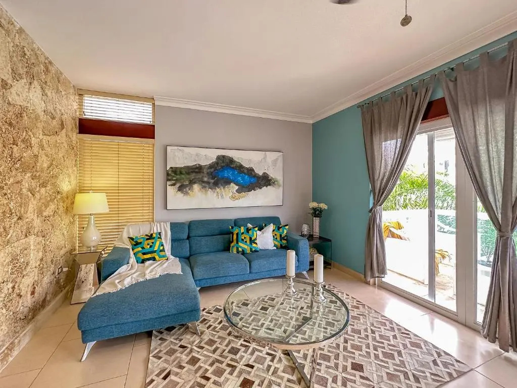 Beautiful 2 BR Apartment With BBQ, photo 2