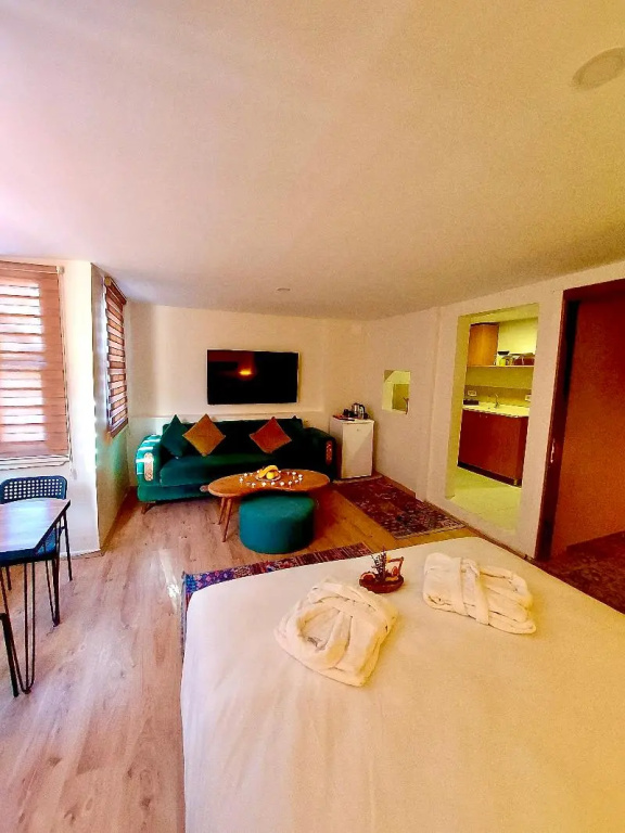 Mates Historical Suites — photo 3