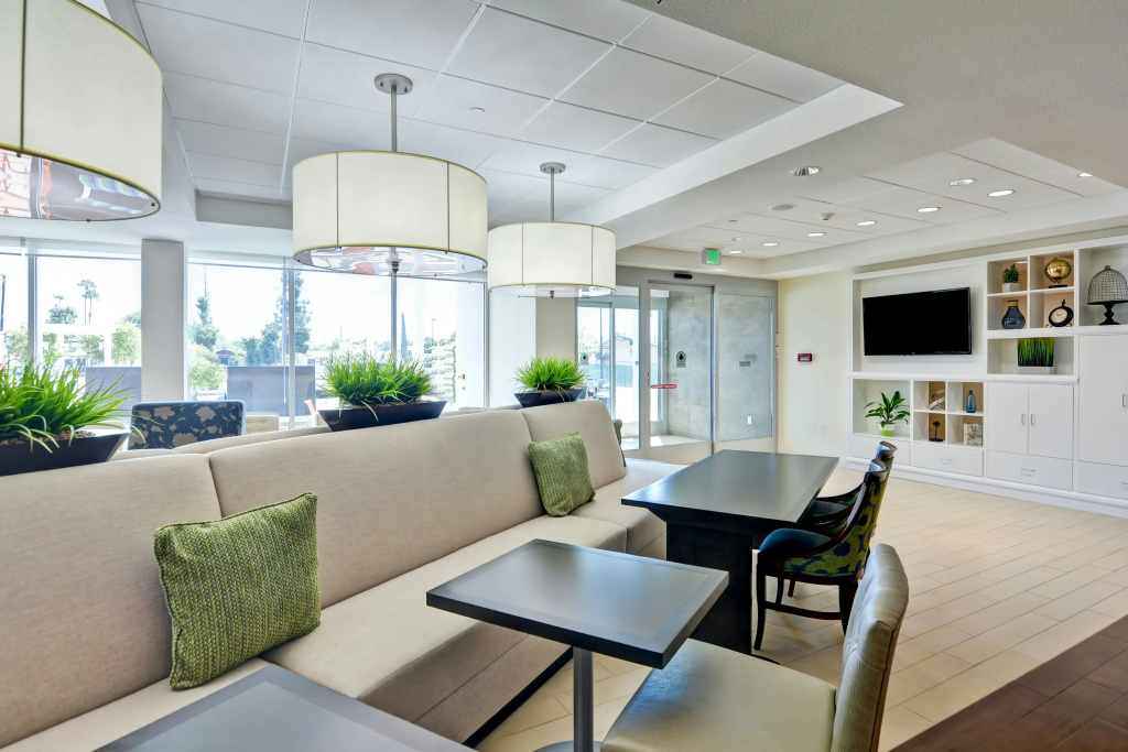 Home2 Suites by Hilton Azusa, photo 2