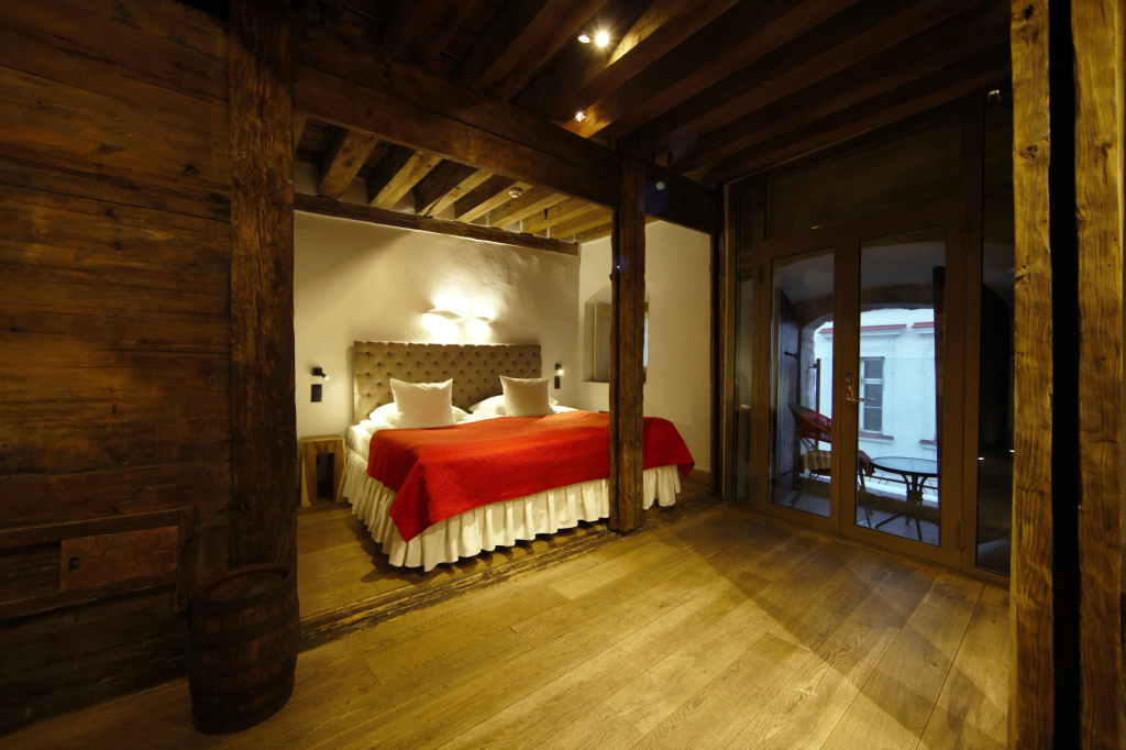 The Three Sisters Hotel, photo 3