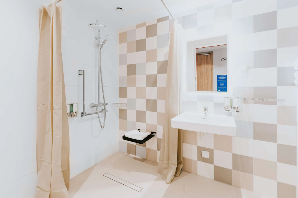 Hampton by Hilton Warsaw Reduta — photo 8