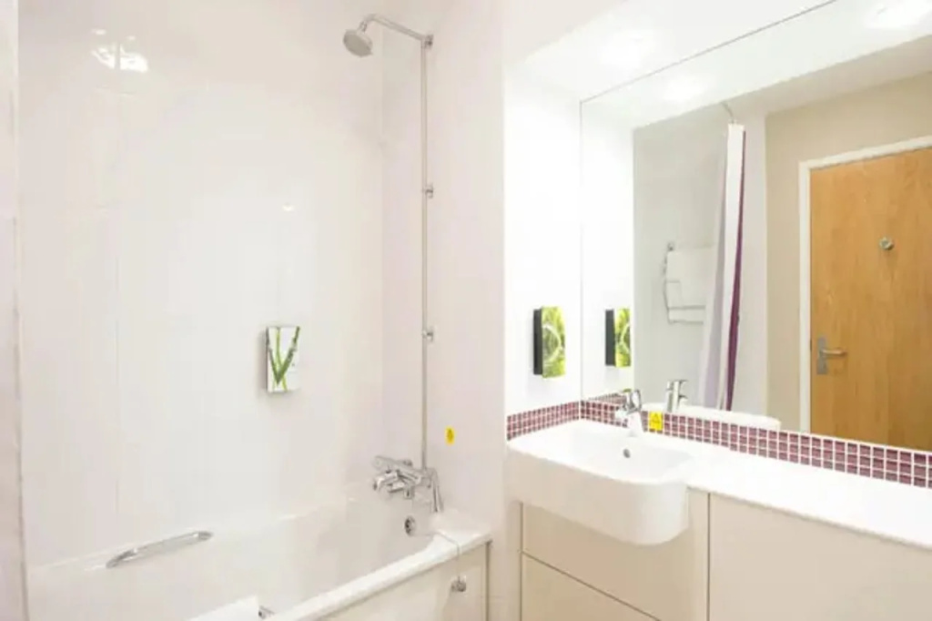 Premier Inn London Dagenham — photo 7