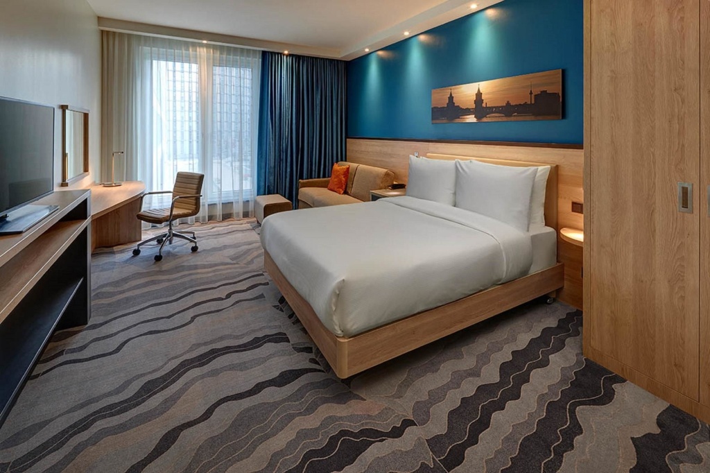 Hampton By Hilton Berlin City Centre Alexanderplatz — photo 6