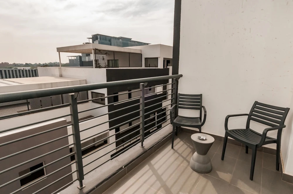 The Vantage Apartments — photo 6