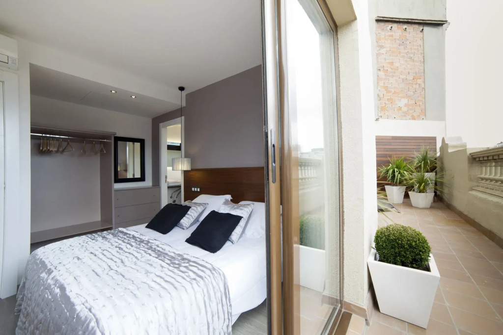 Serennia Apartments Ramblas-Pl.Catalunya, photo 3