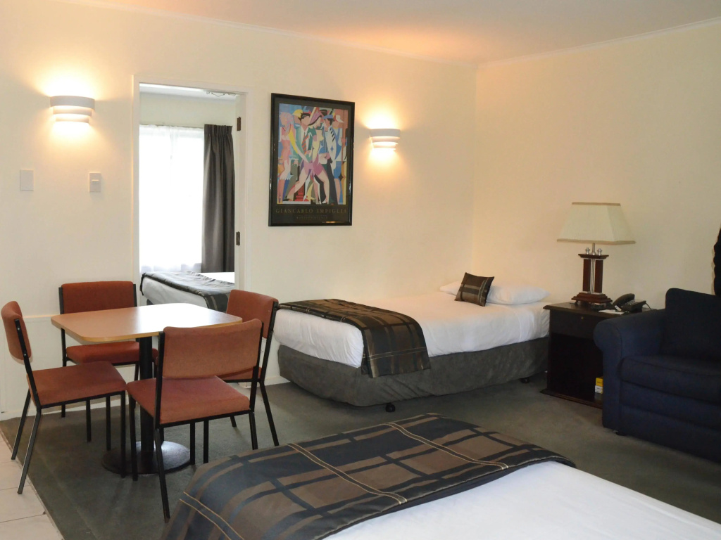 Alpers Lodge & Conference Centre, photo 3