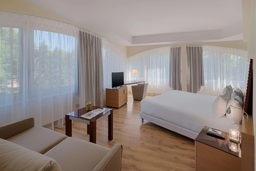 NH Milano 2 Hotel, photo 5