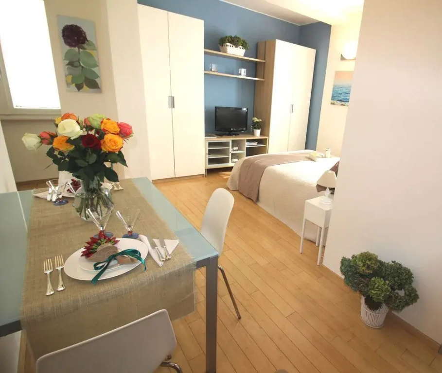 Corso Vercelli Apartment — photo 2