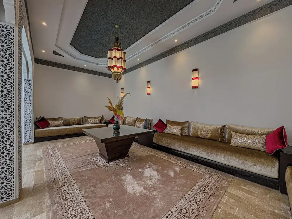 Riad Tonaroz Gold, photo 3