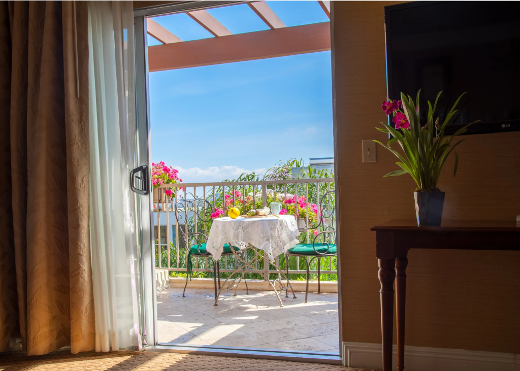 Best Western Plus Sunset Plaza Hotel — photo 8