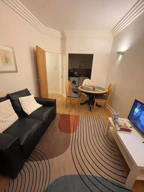 Entire Apartment in Heart of Dublin — photo 8