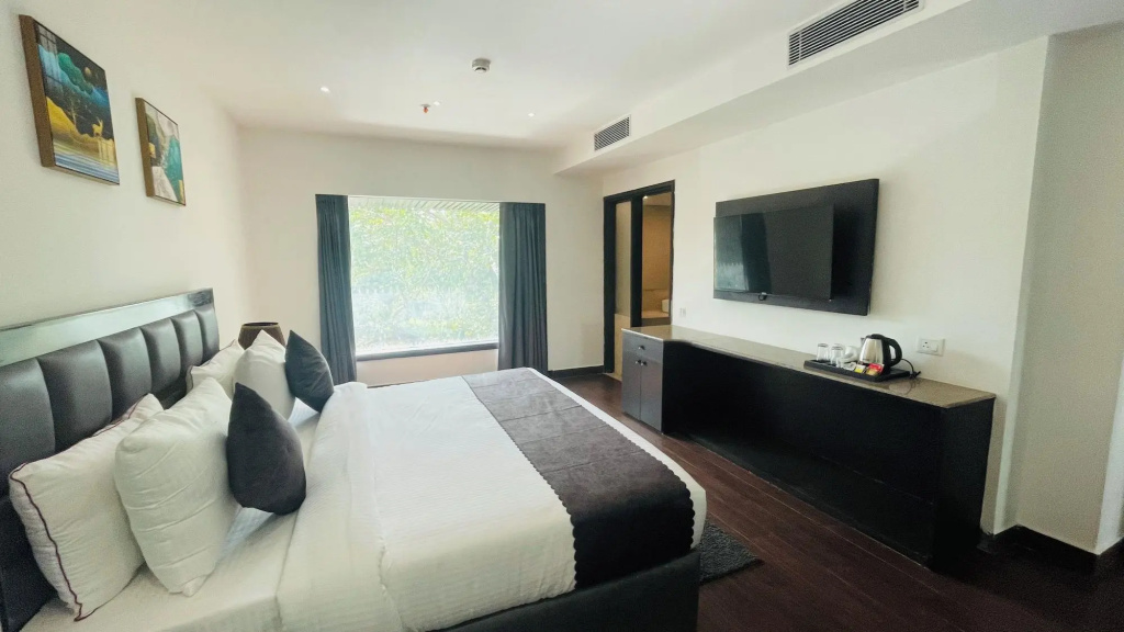 Saltstayz Select - Malcha & Chankyapuri — photo 6
