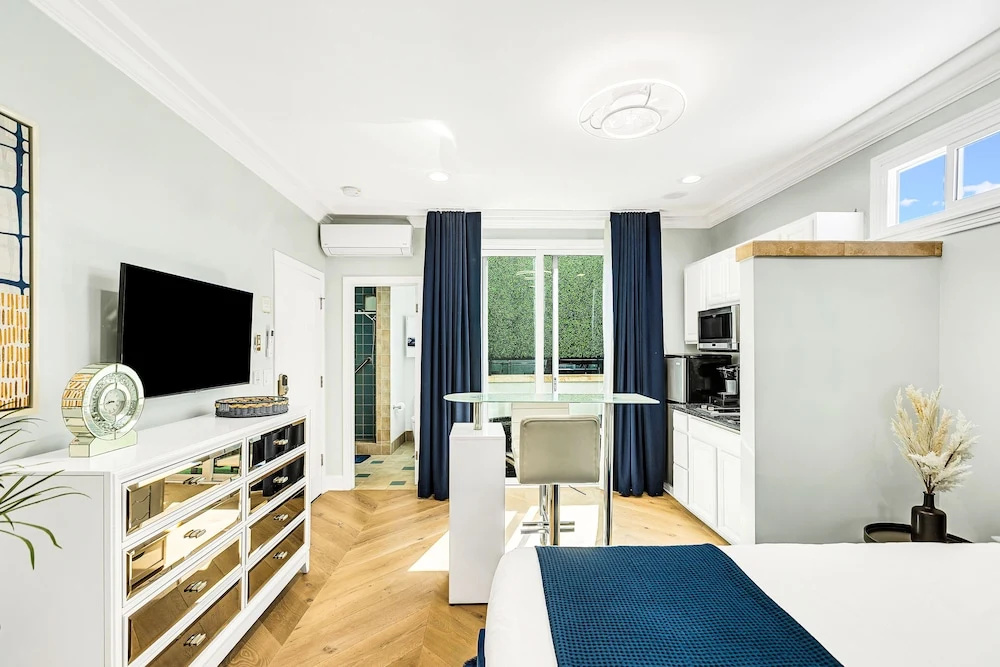 SW Beach Hotel — photo 6