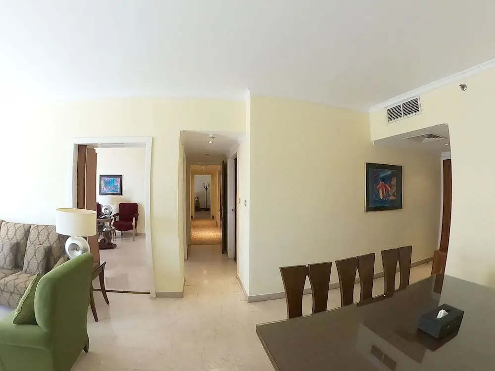 The Apartments — photo 3