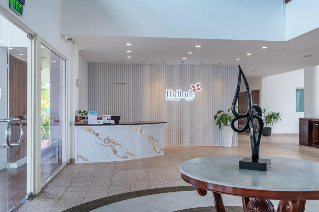Hulhule Island Hotel, photo 3