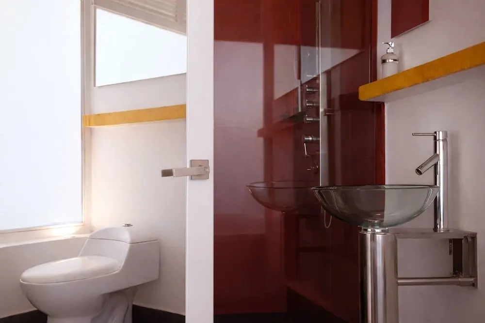 NOK Luxury Colonial Villa 6BR With Pool, Staff & Breakfast at Getsemani — photo 8