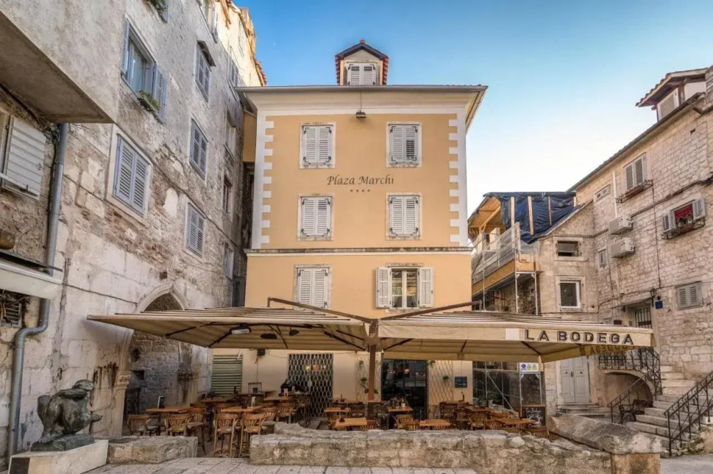Plaza Marchi Old Town - MAG Quaint & Elegant Boutique Hotels