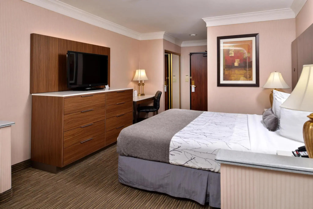 Best Western Plus Suites Hotel - LAX  Airport LA Stadium, photo 4