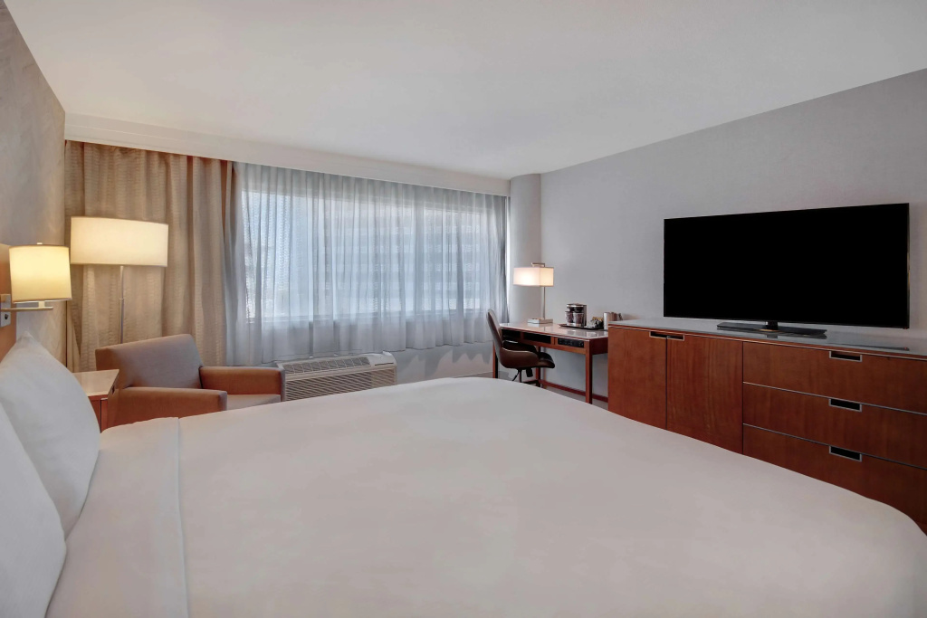 DoubleTree by Hilton LAX - El Segundo — photo 7