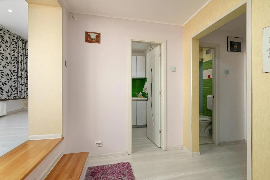 Stone Gate Apartment #1 — photo 8
