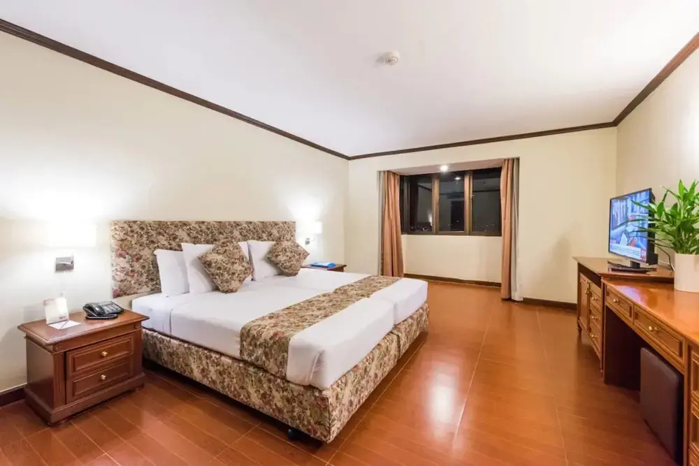 Apartments Omni Tower Direct Rooms Sukhumvit Soi 4, photo 3